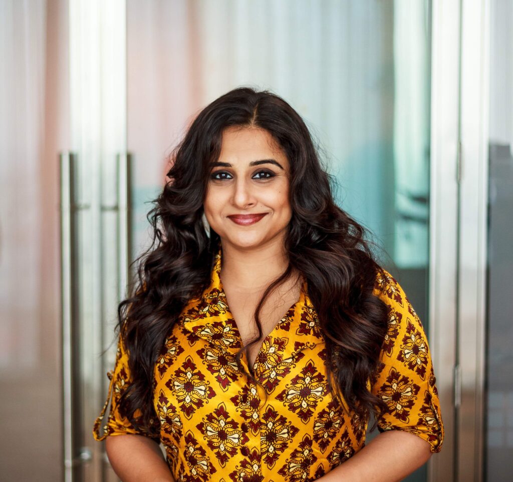 downloadhub-vidya balan 